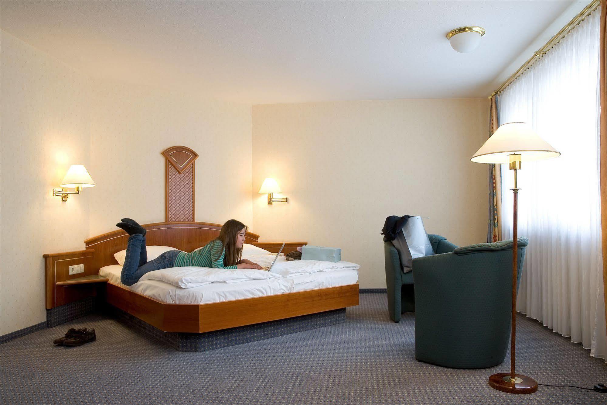 Hotel Wartburg Штутгарт Екстер'єр фото